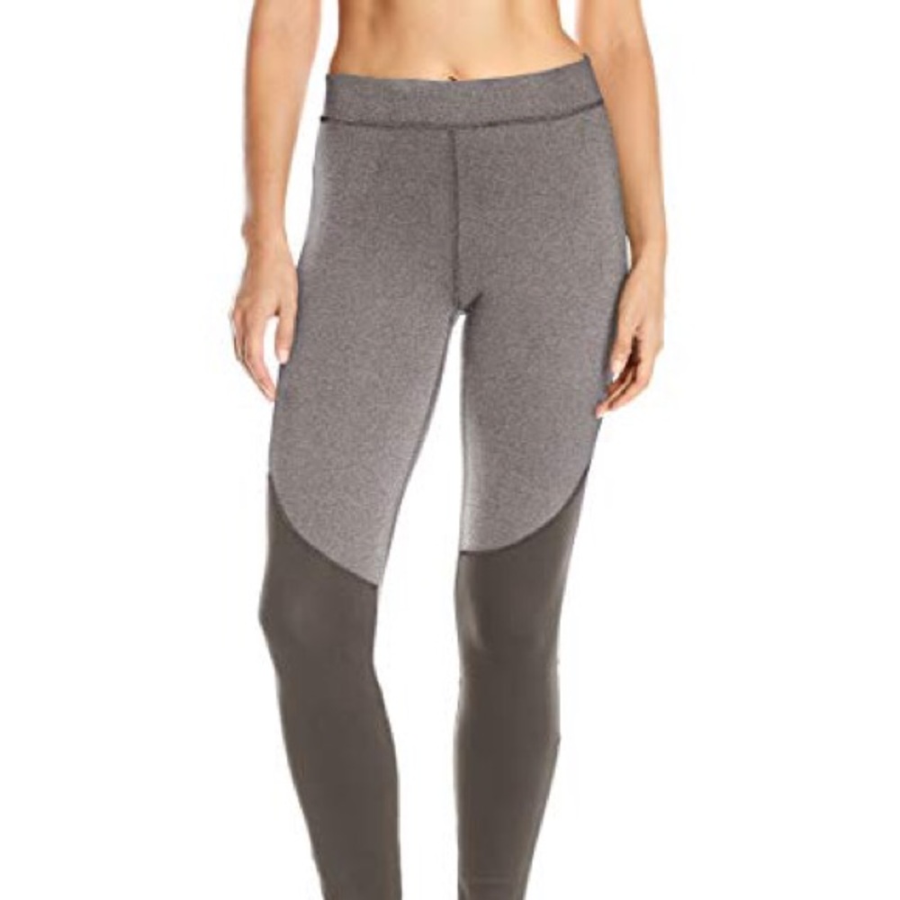 Woman Under Armor Leggings